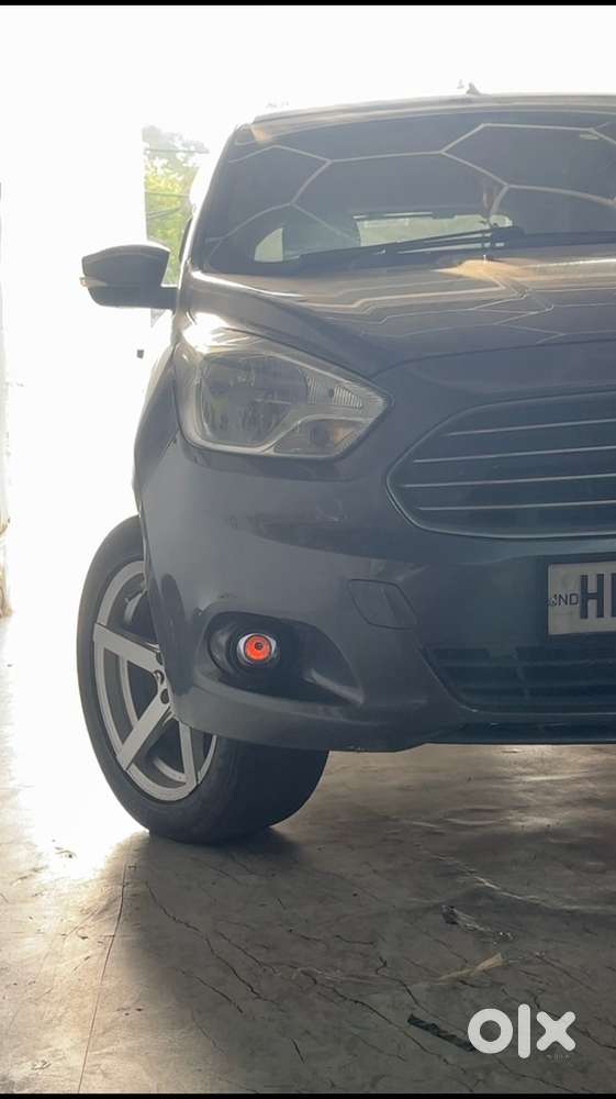 Ford Freestyle Petrol 2016