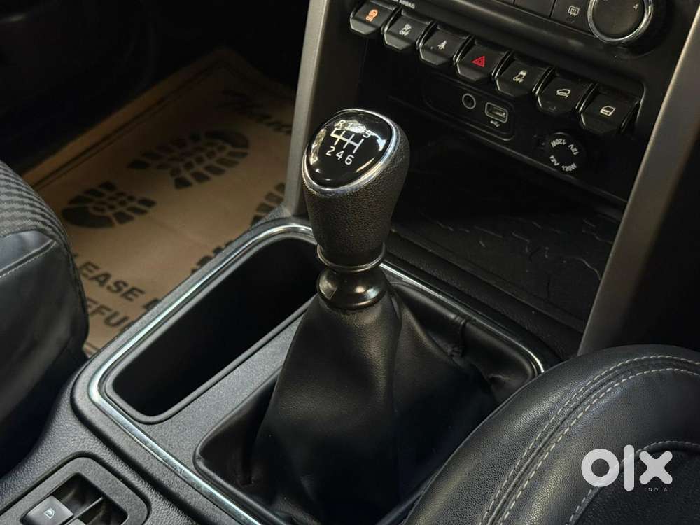 Mahindra Thar Lx D 4wd At, 2023, Diesel