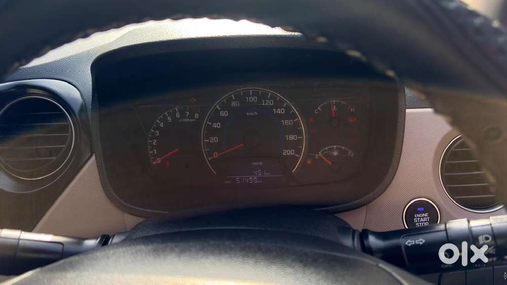 Hyundai Grand I10 2013-2016 Sportz, 2014, Petrol