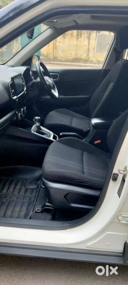 Hyundai Venue Sx Plus Turbo Dct, 2019, Petrol