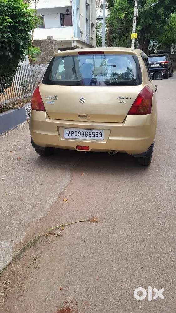 Maruti Suzuki Swift 2006 Petrol 118000 Km Driven