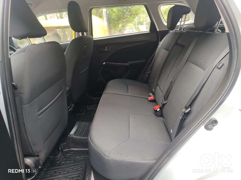 Maruti Suzuki Brezza 1.5 Vxi Cng, 2025, Cng & Hybrids