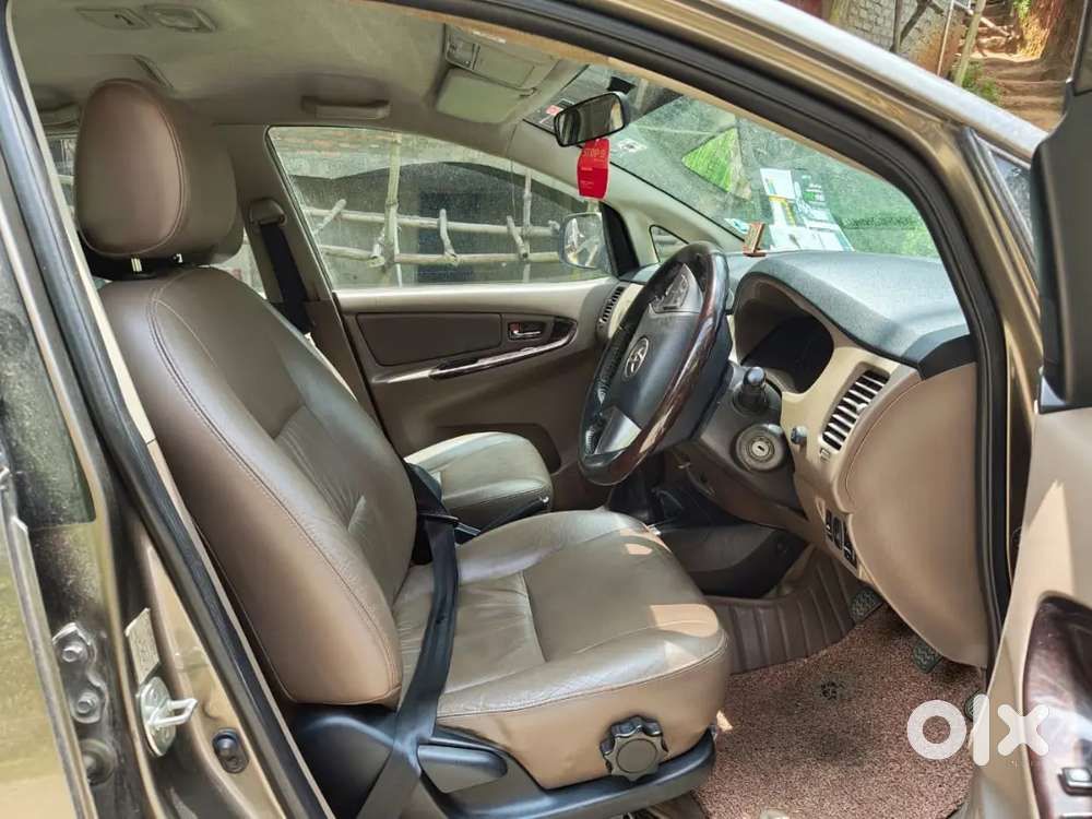 Toyota Innova Diesel 2015 Year