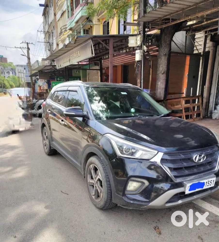 I Want To Sale Top Model Creta Ladise Use Car With Vip Number