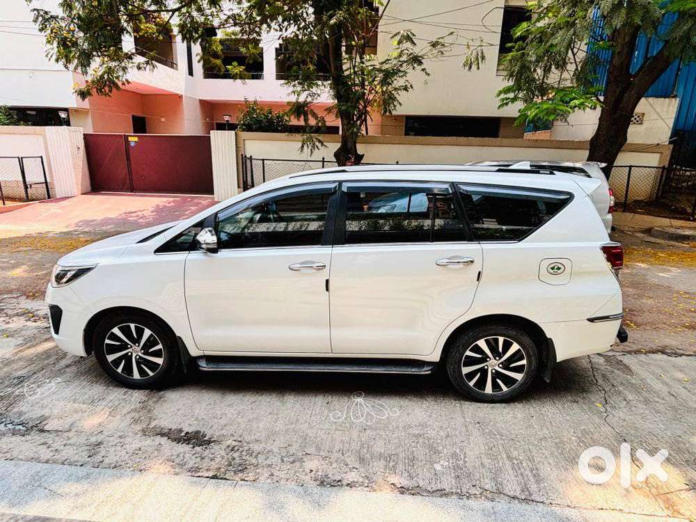 Toyota Innova Crysta [2020-ongoing] 2.7 Zx At 7 Str, 2022, Petrol