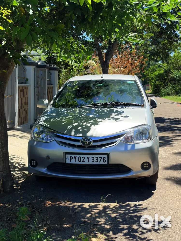 Toyota Etios  G 2012