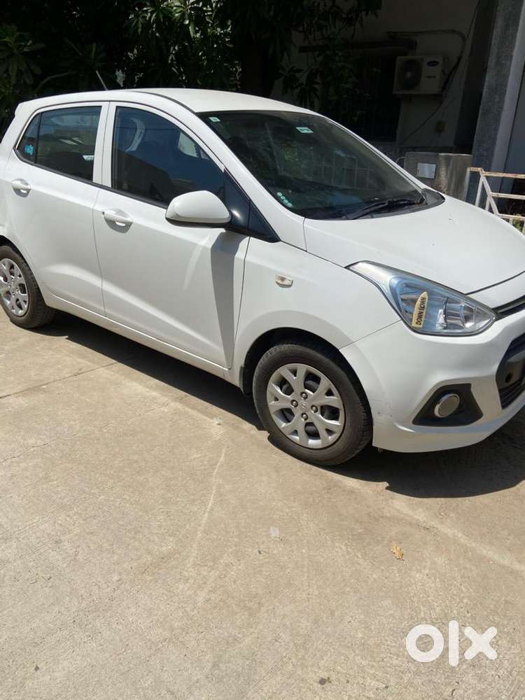 Hyundai Grand I10 2013 Petrol Well Maintained