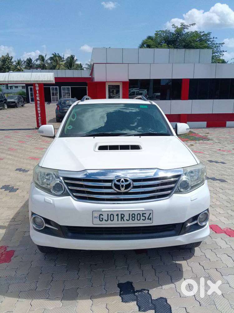Toyota Fortuner 3.0 4x2 Automatic, 2015, Diesel