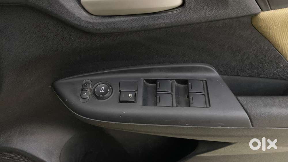 Honda Jazz 1.2 S I-vtec At, 2016, Petrol