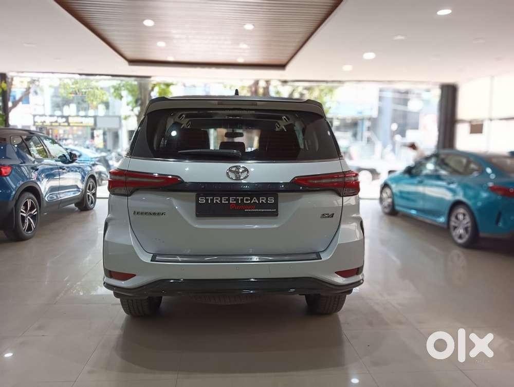 Toyota Fortuner Legender 4x4 At 2.8, 2024, Diesel