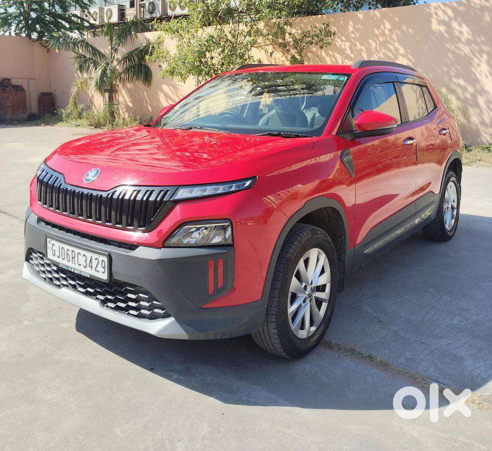 Skoda Kylaq Signature Plus, 2025, Petrol