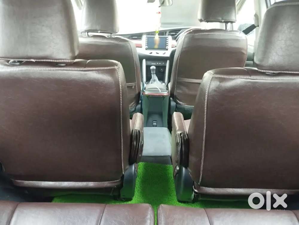 Toyota Innova Crysta 2018 Diesel Well Maintained