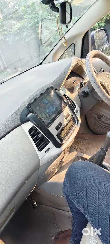 Toyota Innova 2011 Diesel 160000 Km Driven