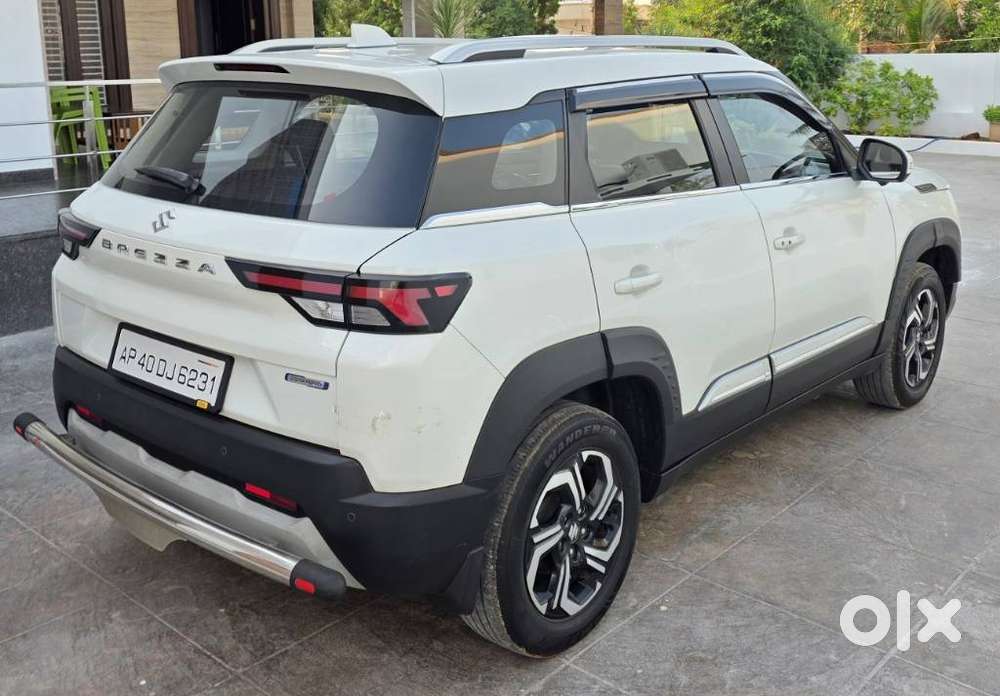 Maruti Suzuki Brezza Zxi Plus Smart Hybrid, 2024, Petrol