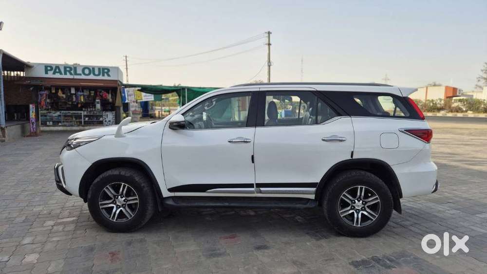 Toyota Fortuner 4x2 At 2.8 Diesel, 2017, Diesel
