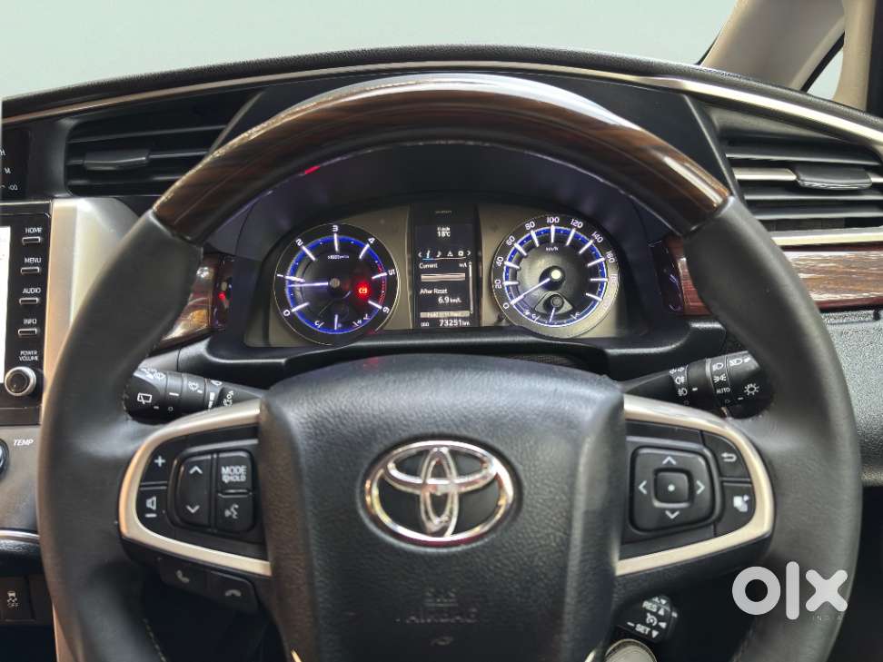 Toyota Innova Crysta [2020-ongoing] 2.4 Vx 7 Str, 2021, Diesel