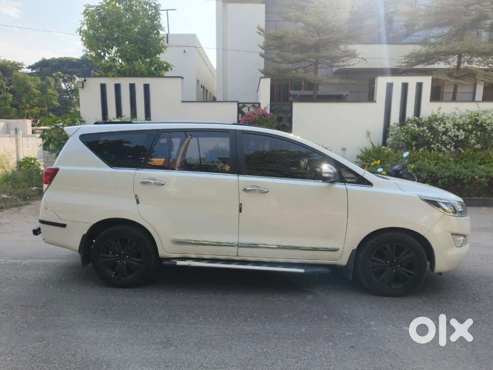 Toyota Innova Crysta 2.8 Z, 2017, Diesel
