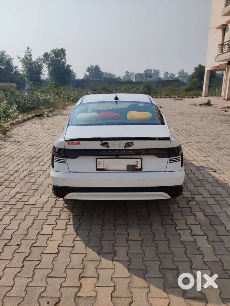 September 2023 Model Both Keys Good Condition Car Sx Manual Transmissi