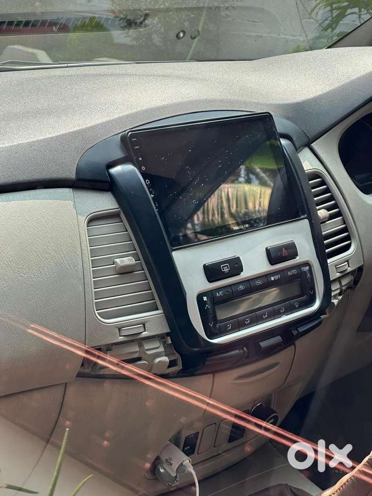 Innova Original Kerala 2014 V