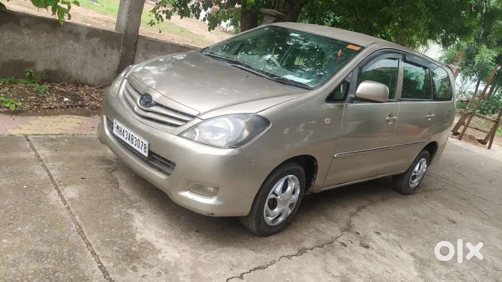 Toyota Innova Diesel 2010 Year