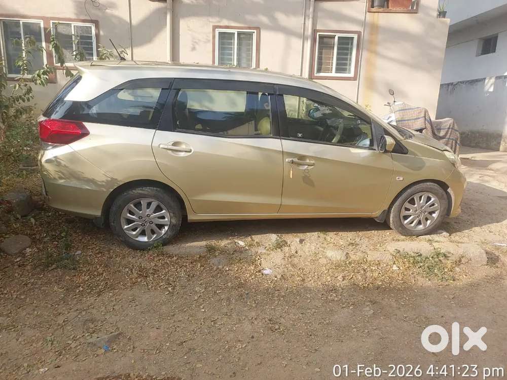Honda Mobilio 2015 Diesel Well Maintained