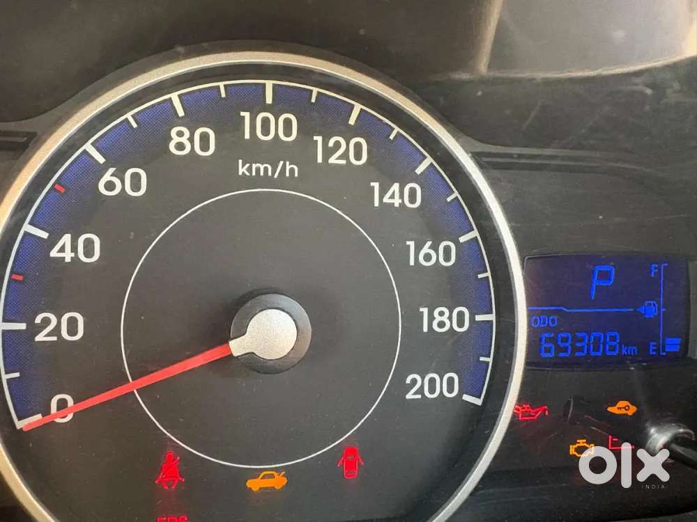 Hyundai I10 2011 Cng & Petrol 69000 Km Driven