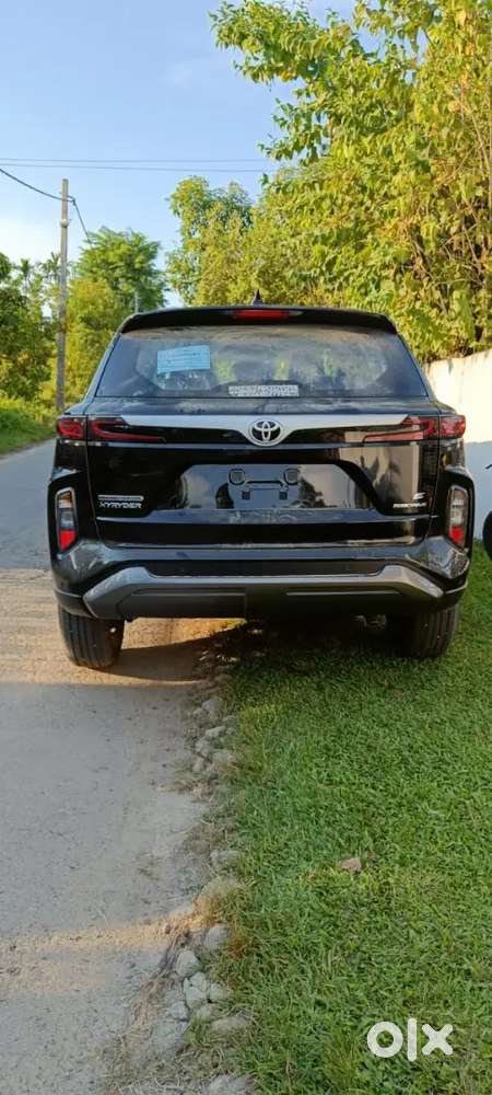 Toyota Urban Cruiser Hyryder 2024 Petrol 5000 Km Driven
