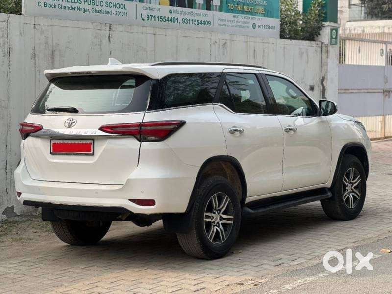 Toyota Fortuner 4x2 At 2.8 Diesel, 2022, Diesel