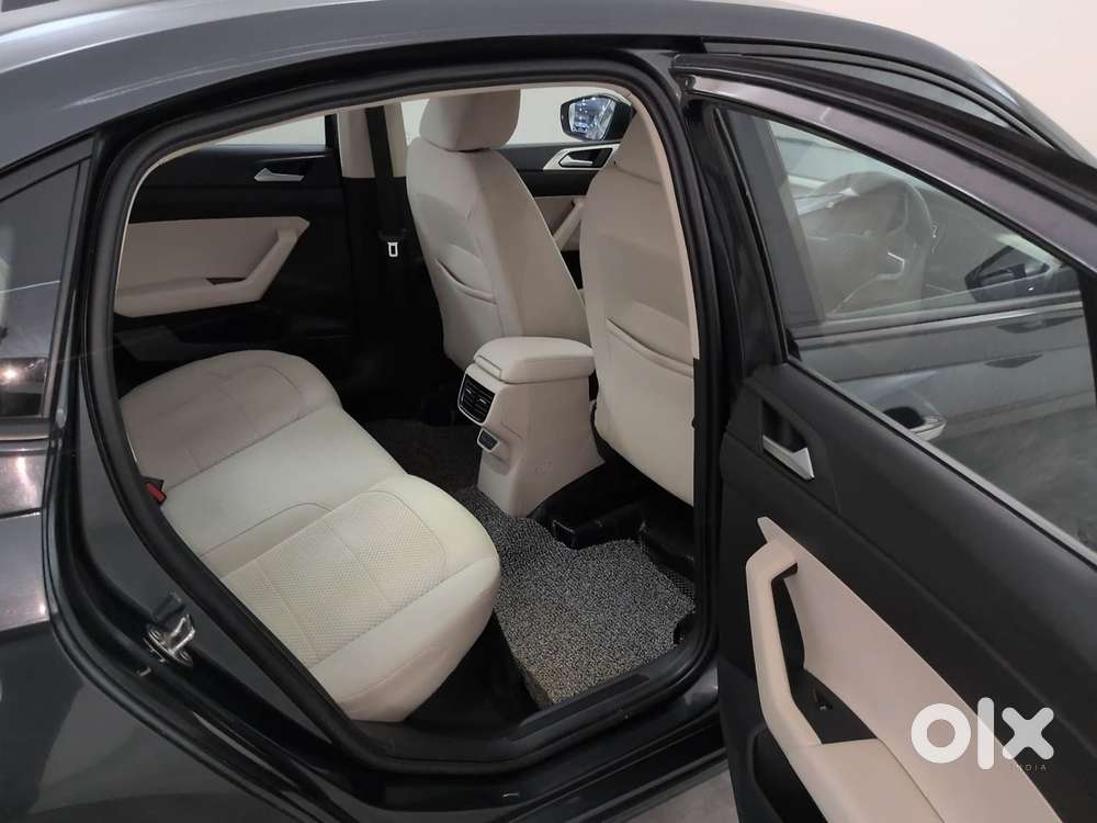 Volkswagen Virtus Highline Plus 1.0 Tsi At, 2022, Petrol
