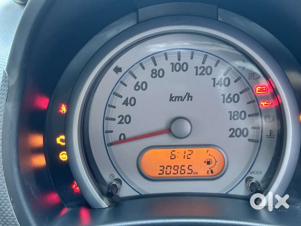 Maruti Suzuki Ritz Vxi, 2014, Petrol