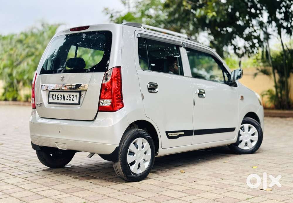 Maruti Suzuki Wagon R Vxi Opt, 2018, Petrol