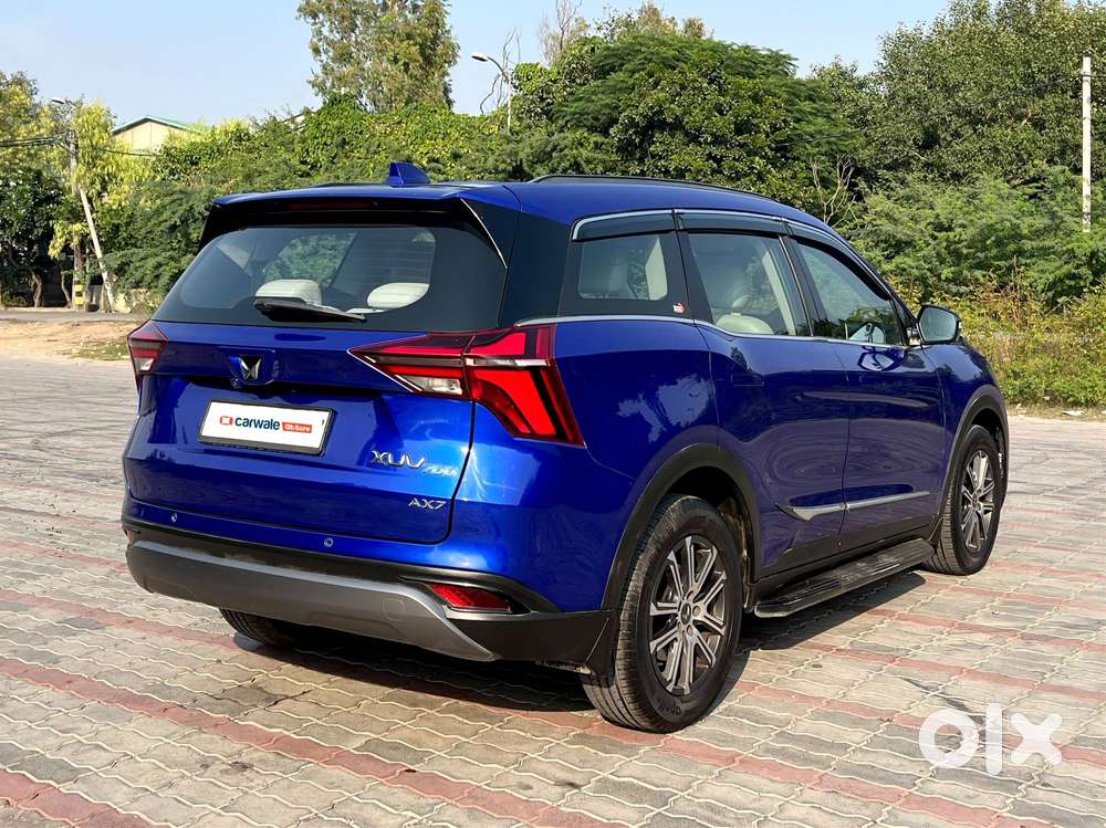 Mahindra Xuv700 2.0 Ax 7 Petrol Mt Str, 2022, Petrol