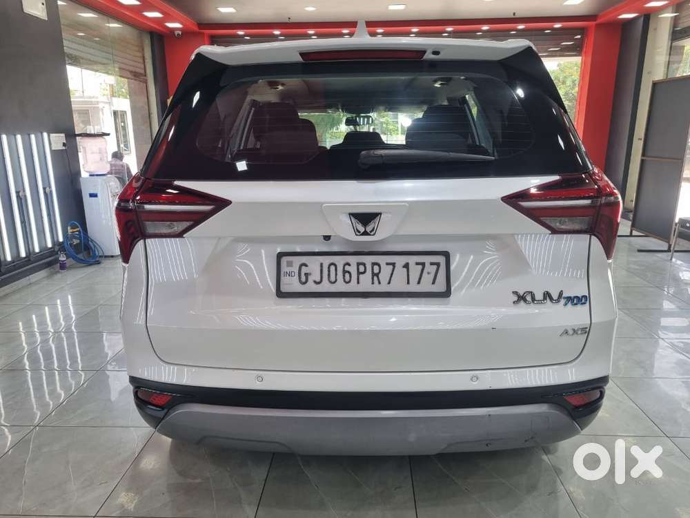 Mahindra Xuv700 2.0 Ax 5 Petrol At Str, 2023, Diesel