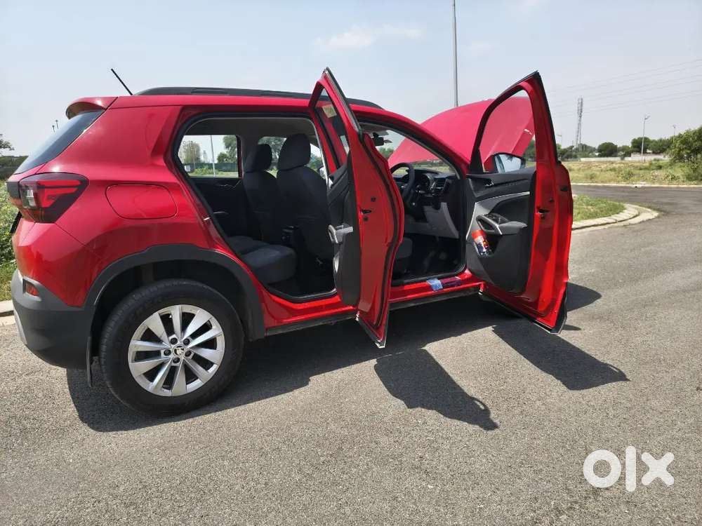 Skoda Kylaq 2025 Petrol 9500 Km Driven