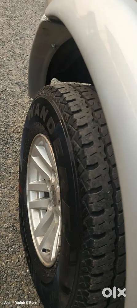 Ford Endeavour 2004