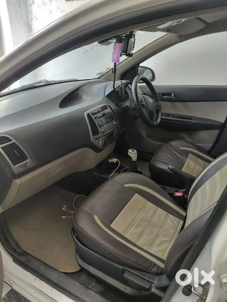 I20 Sportz Top Model In Very Good Condition