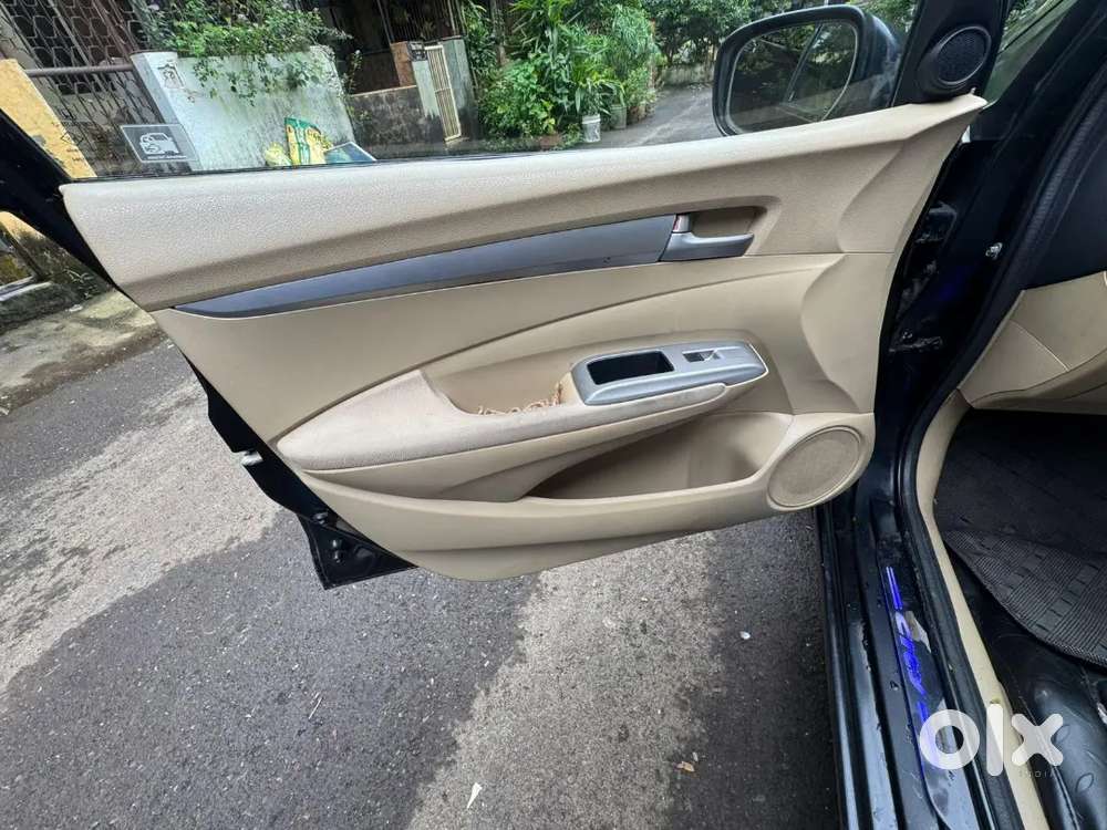 Honda City 2010 V At Petrol