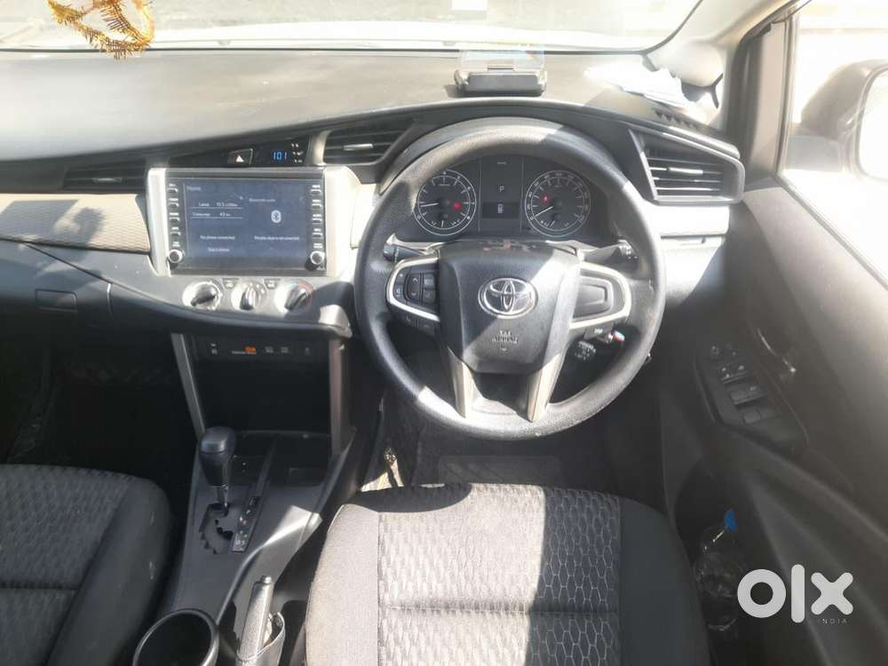 Toyota Innova Crysta Petrol 2022