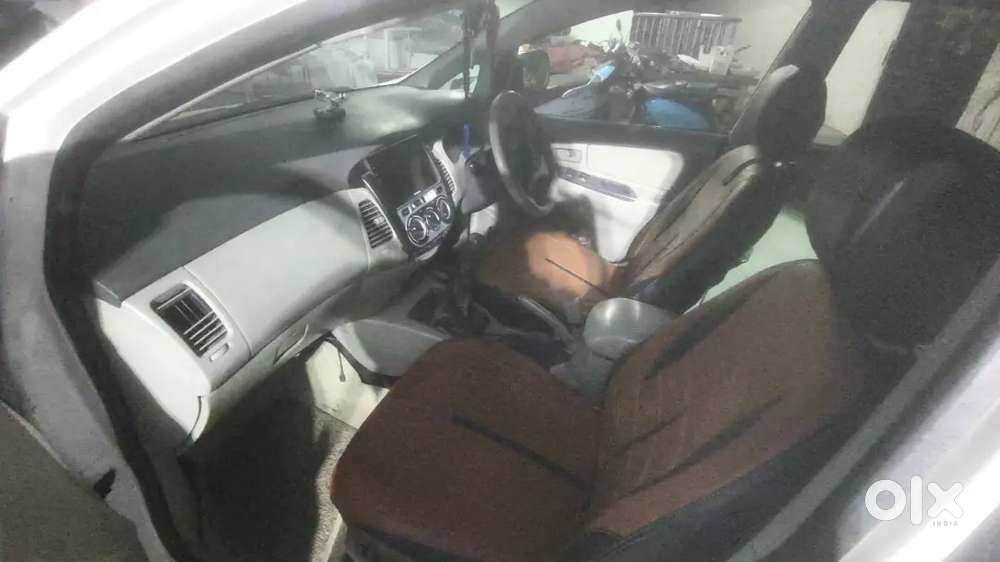 Toyota Innova Diesel 2010 Charon Tyre New Hai