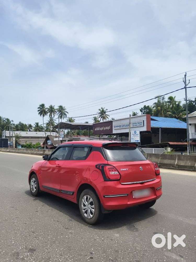 Maruti Suzuki Swift, 2023, Petrol