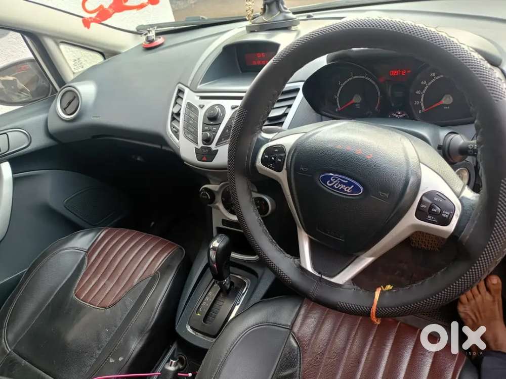 Ford Fiesta Style 2013 Petrol