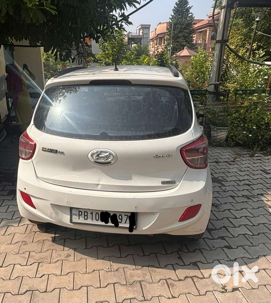 Hyundai Grand I10 Crdi Sportz White