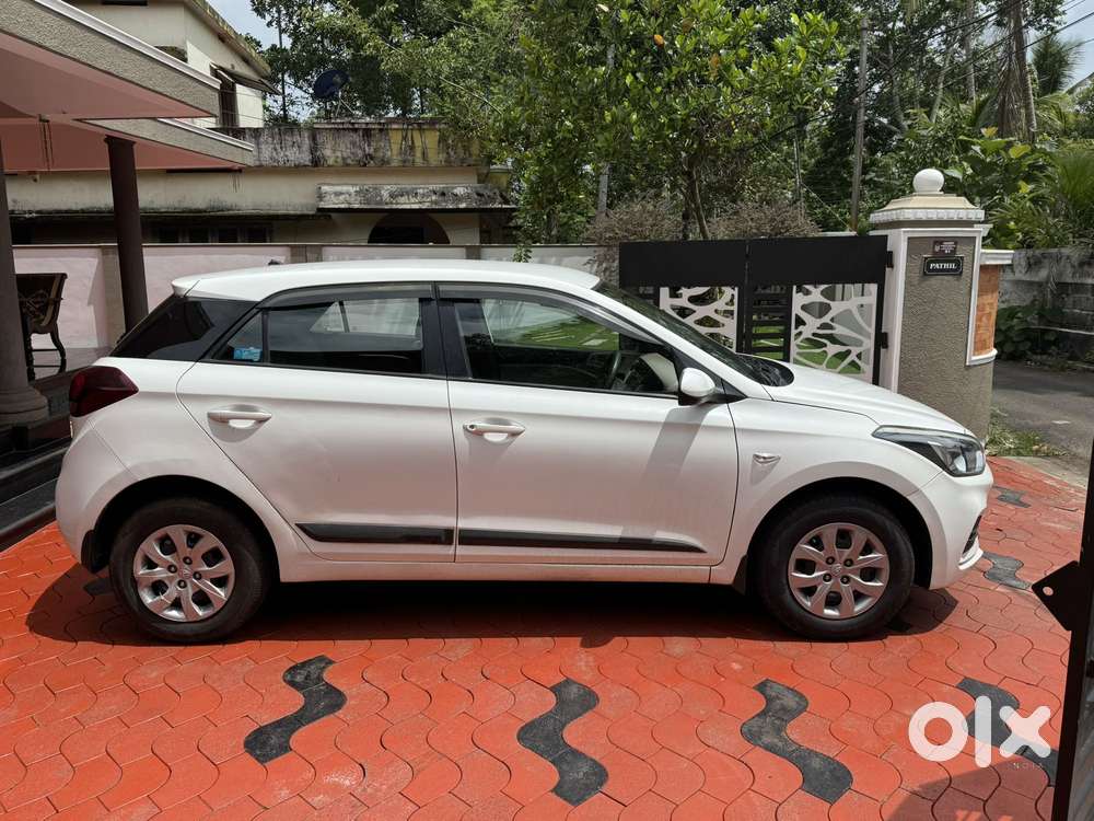 Hyundai I20 Sportz 1.2 Bs-iv, 2019, Petrol