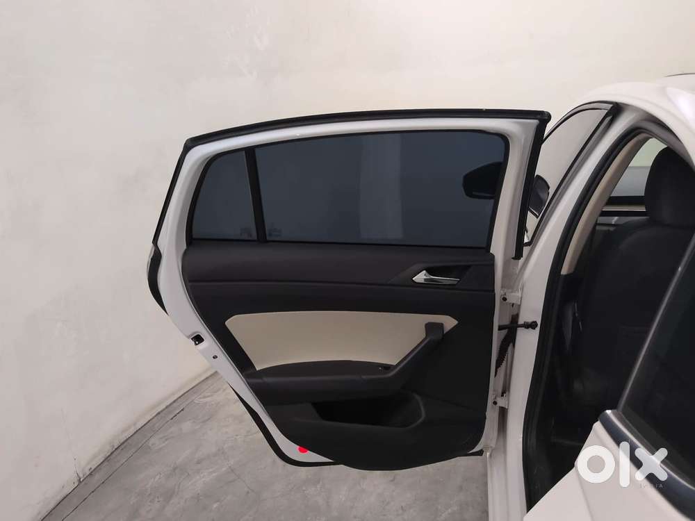 Skoda Slavia Style 1.0l Tsi At, 2022, Petrol