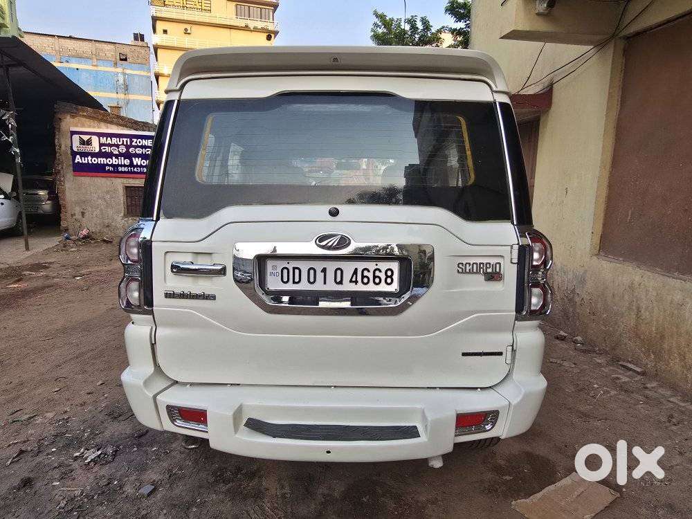Mahindra Scorpio S6 Plus, 2017, Diesel