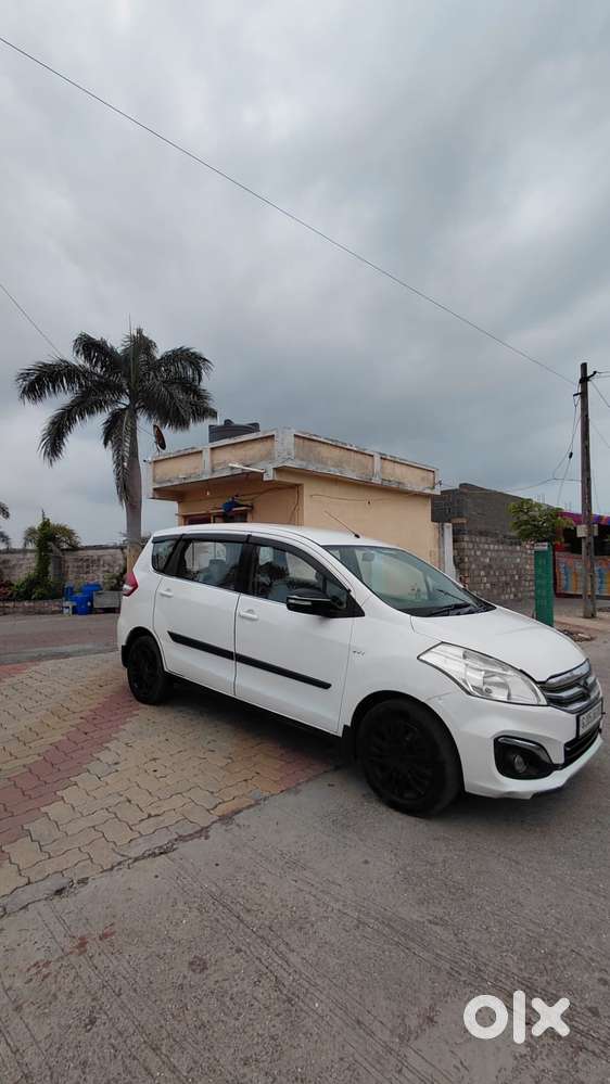 Maruti Suzuki Ertiga Vxi Abs, 2012, Cng & Hybrids