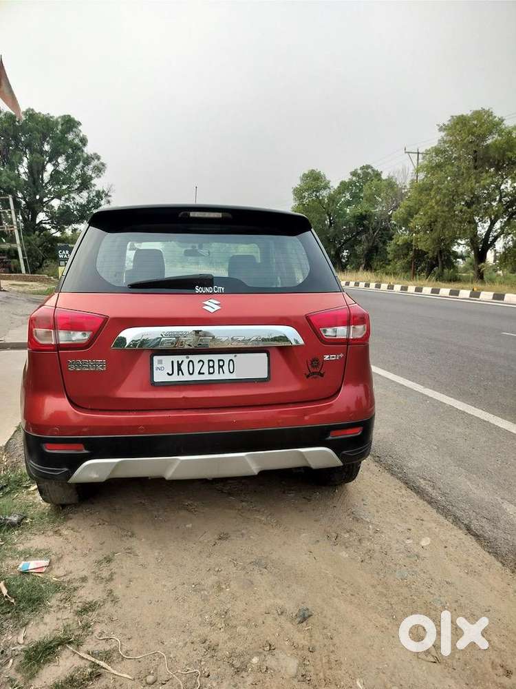 Maruti Suzuki Brezza 2016 Diesel Well Maintained