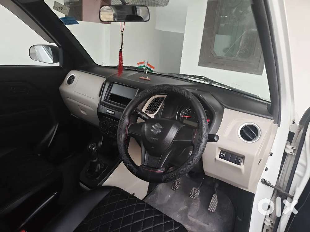Original Paint Full Insurance Family Car Cng Green Company Fitted