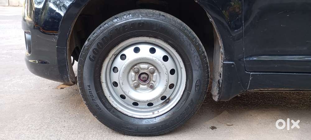 Maruti Suzuki Swift Dzire Vxi, 2010, Cng & Hybrids