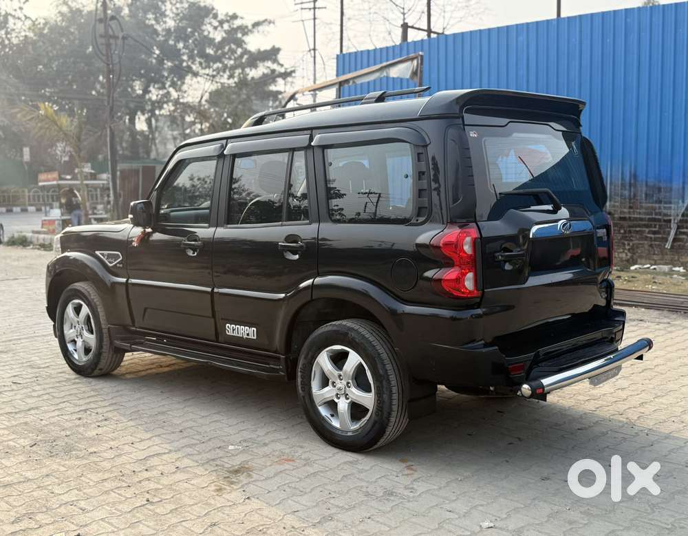 Mahindra Scorpio Classic 2.2 S 11 Mt 7 Cc, 2022, Diesel